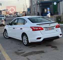 نيسان سنترا